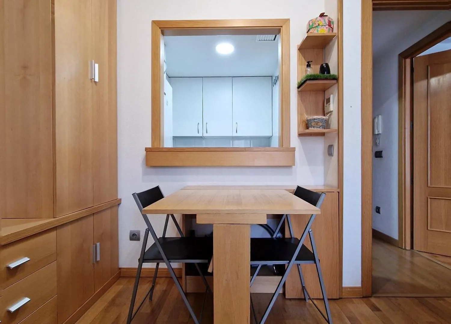 Samaniego, Piscina Y Garaje Junto Civitas Metropolitano Y Aeropuerto Madrid Apartment