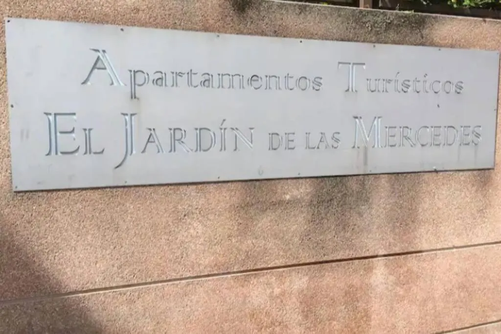 Samaniego, Piscina Y Garaje Junto Civitas Metropolitano Y Aeropuerto Madrid